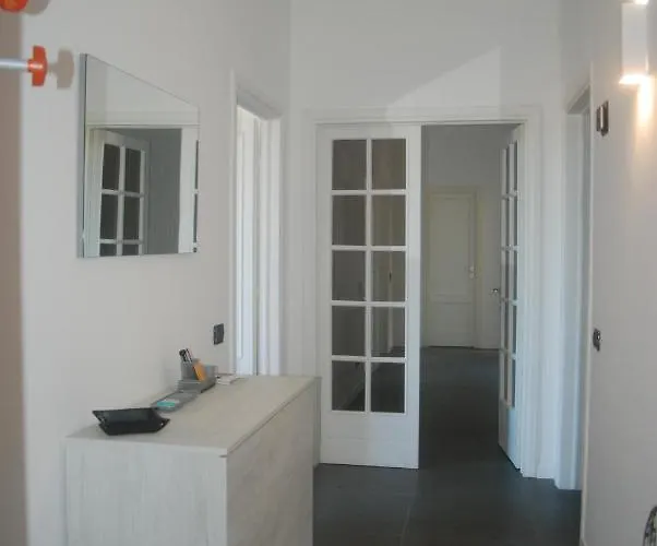 Nova Domus Flat Free Private Parking 아파트 *